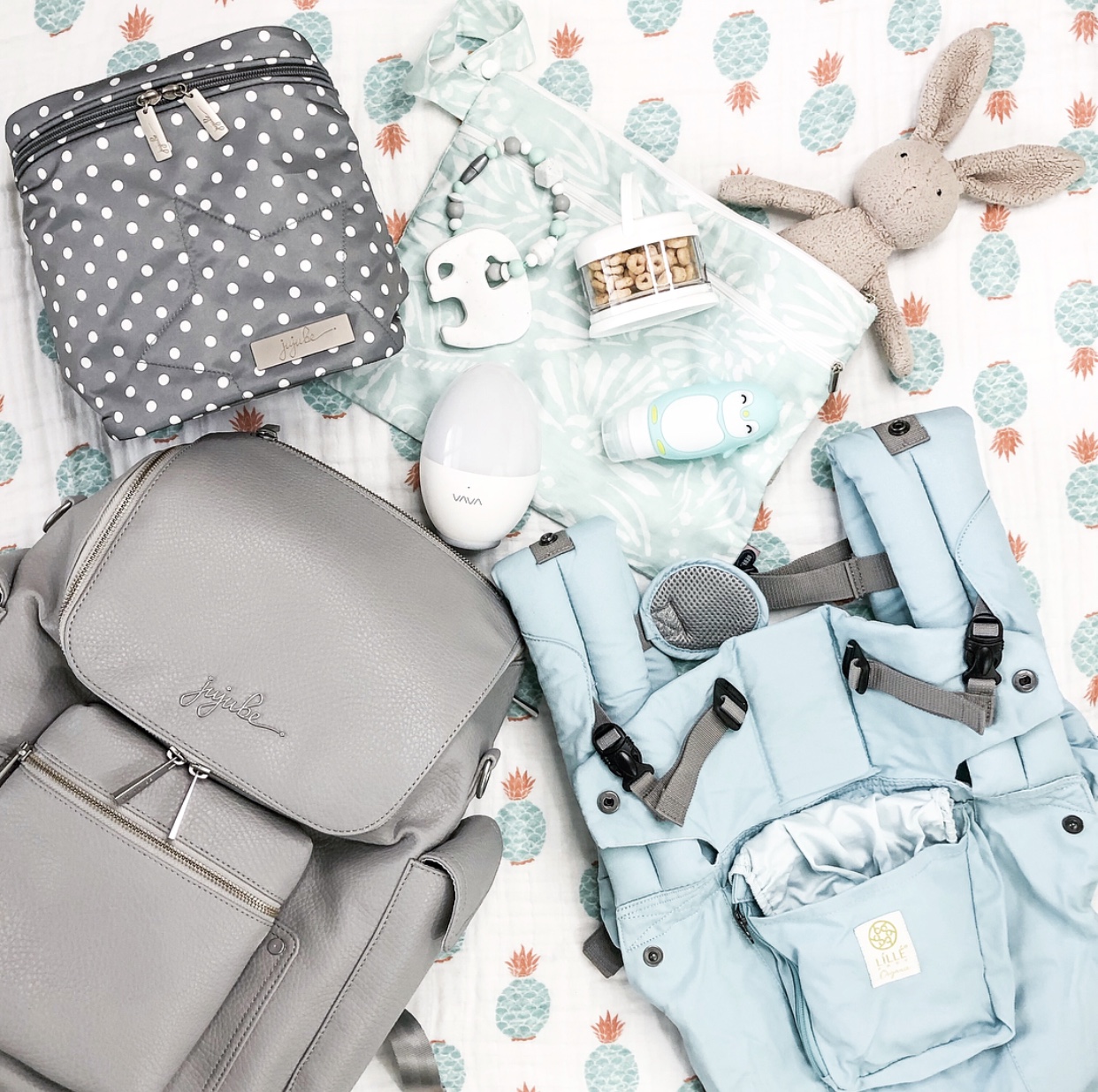 ju-ju-be, jujube forever backpack, bebe au lait snuggle blanket, lillebaby complete organic, baby carrier, diaper bag, vava night light, ruthie cate designs, baby teether