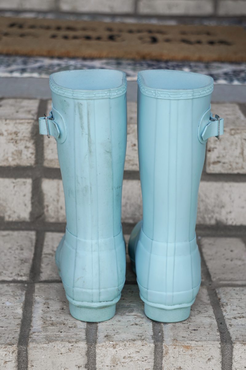 How To Clean Hunter Boots & Make Them Look NEW! - kateschwanke